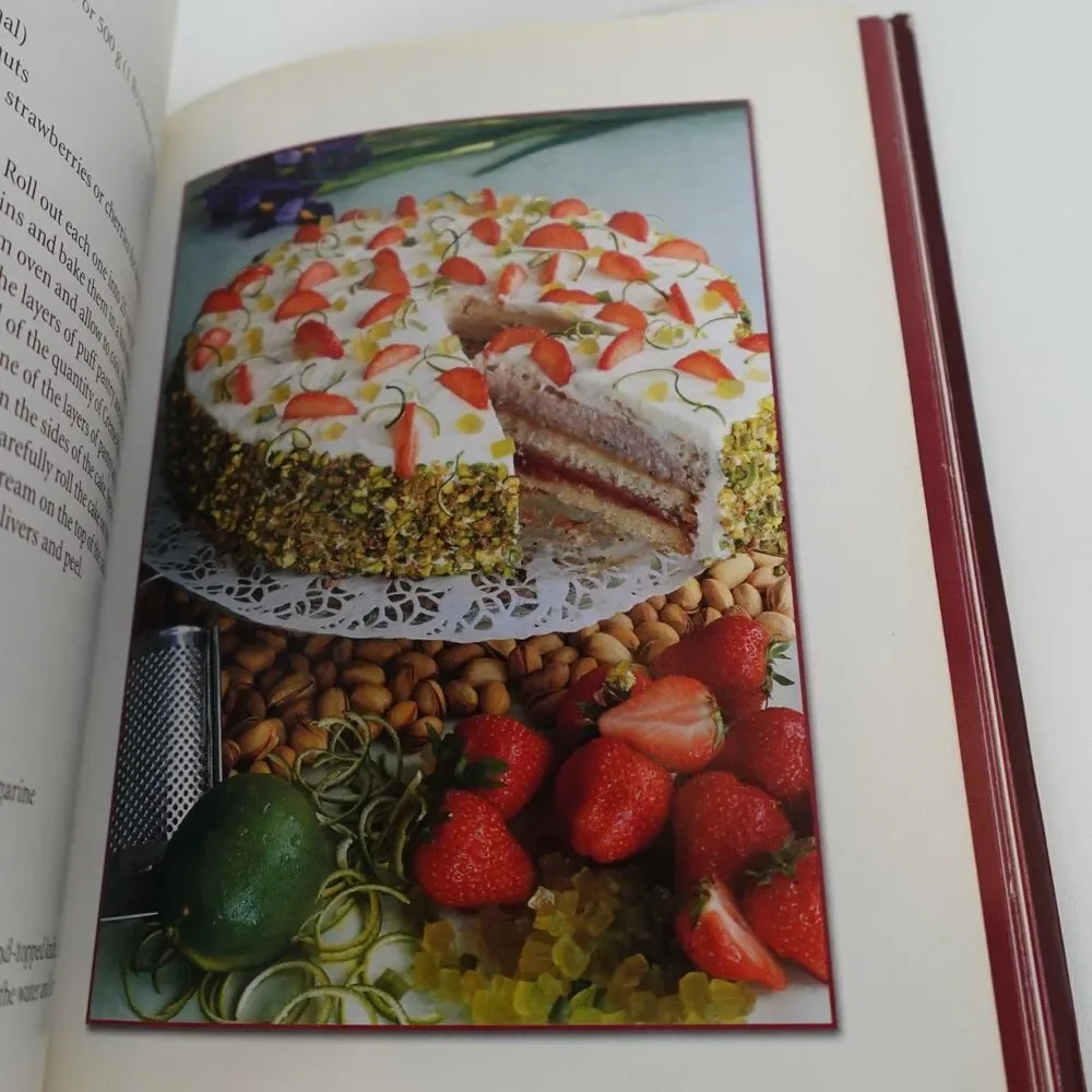 The Book of Egg Free Cakes by Cintia Stammers Hardcover Book